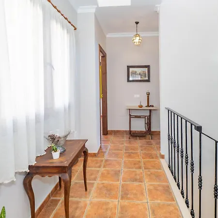 Villa Cubo's La Era House Pueblo
