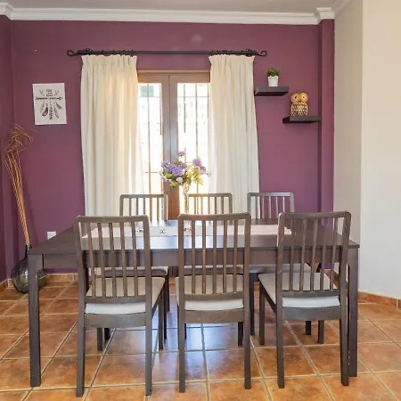 Cubo's La Era House Pueblo Villa