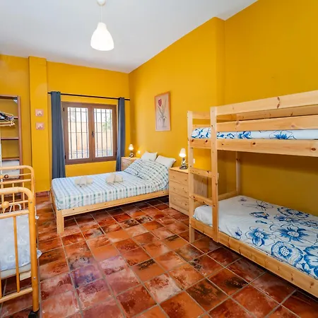 Cubo's La Era House Pueblo Villa *